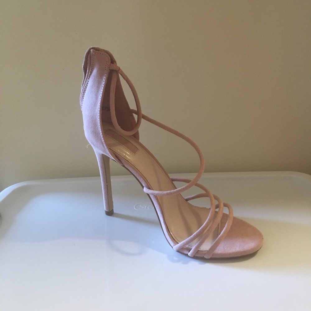 Classy strappy mauve heels
